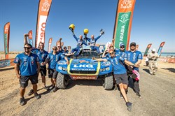 Beste Dakar resultaat voor Tim en Tom Coronel