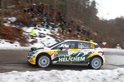 Henk Vossen brengt Hyundai aan de finish van Rallye Monte Carlo