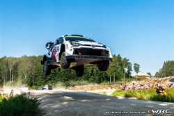 Solberg verrast met eerste WRC-zege in Estland