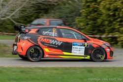 Sterke start van vernieuwde HEC Clio Rally Trophy
