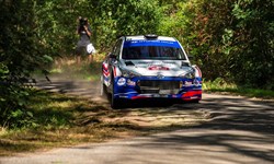 Podium voor Nederlands kampioen Bob de Jong in Vechtdal Rally