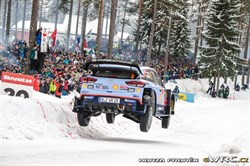 Thierry Neuville wint Rally van Zweden