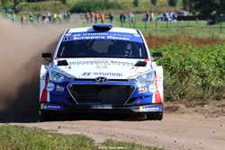 Bob de Jong viert Nederlandse titel in Eurol Hellendoorn Rally