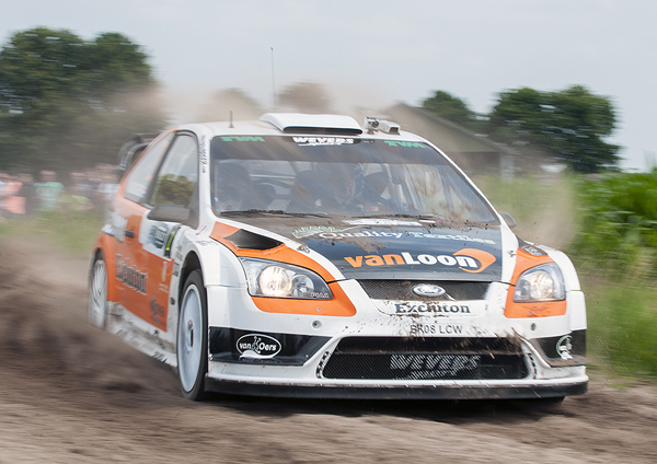 Van Loon raast naar 3de plaats in GTC Rally