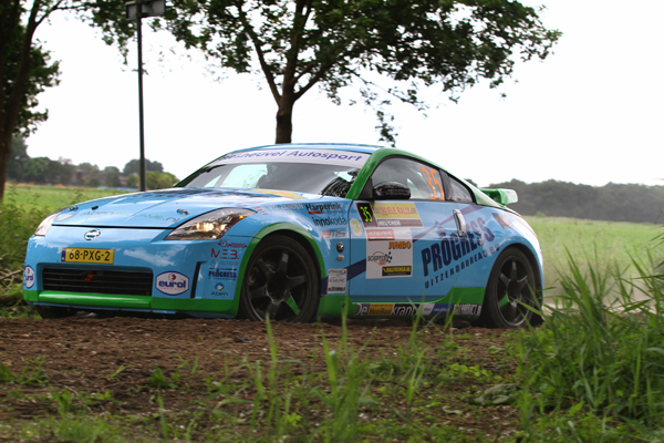 Nieuwe navigator VDZ racing tijdens GTC Rally