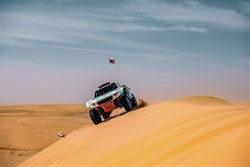 Tim en Tom Coronel genieten van de duinen